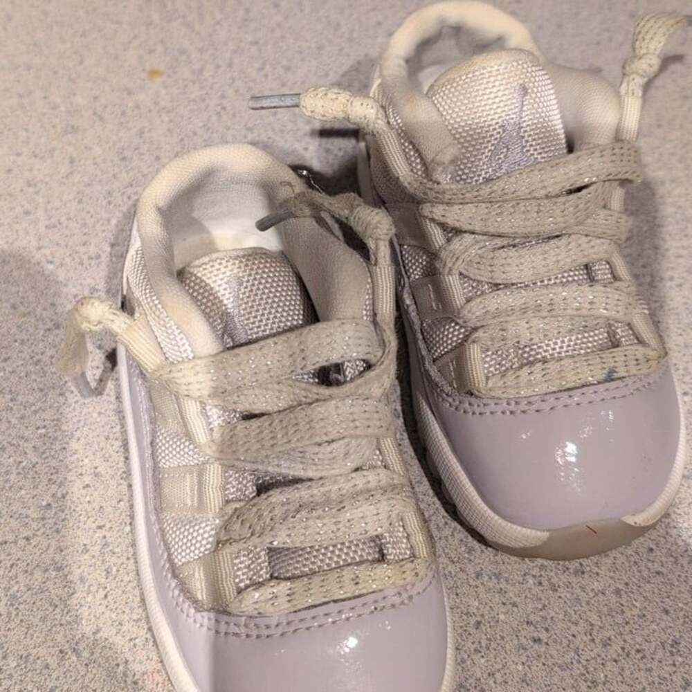 Nike Air Jordan 11 Retro Low PS Pure Violet Sneakers